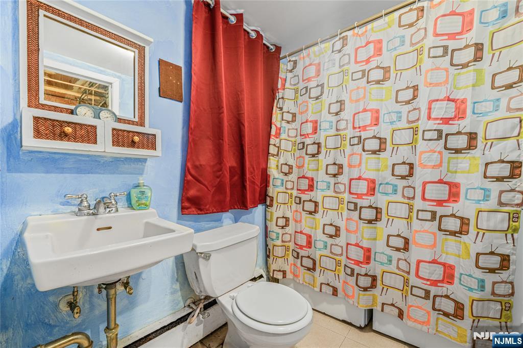 1 Gary Court Park Ridge, NJ 07656 - Photo 21 of 33 Gallery Image 21