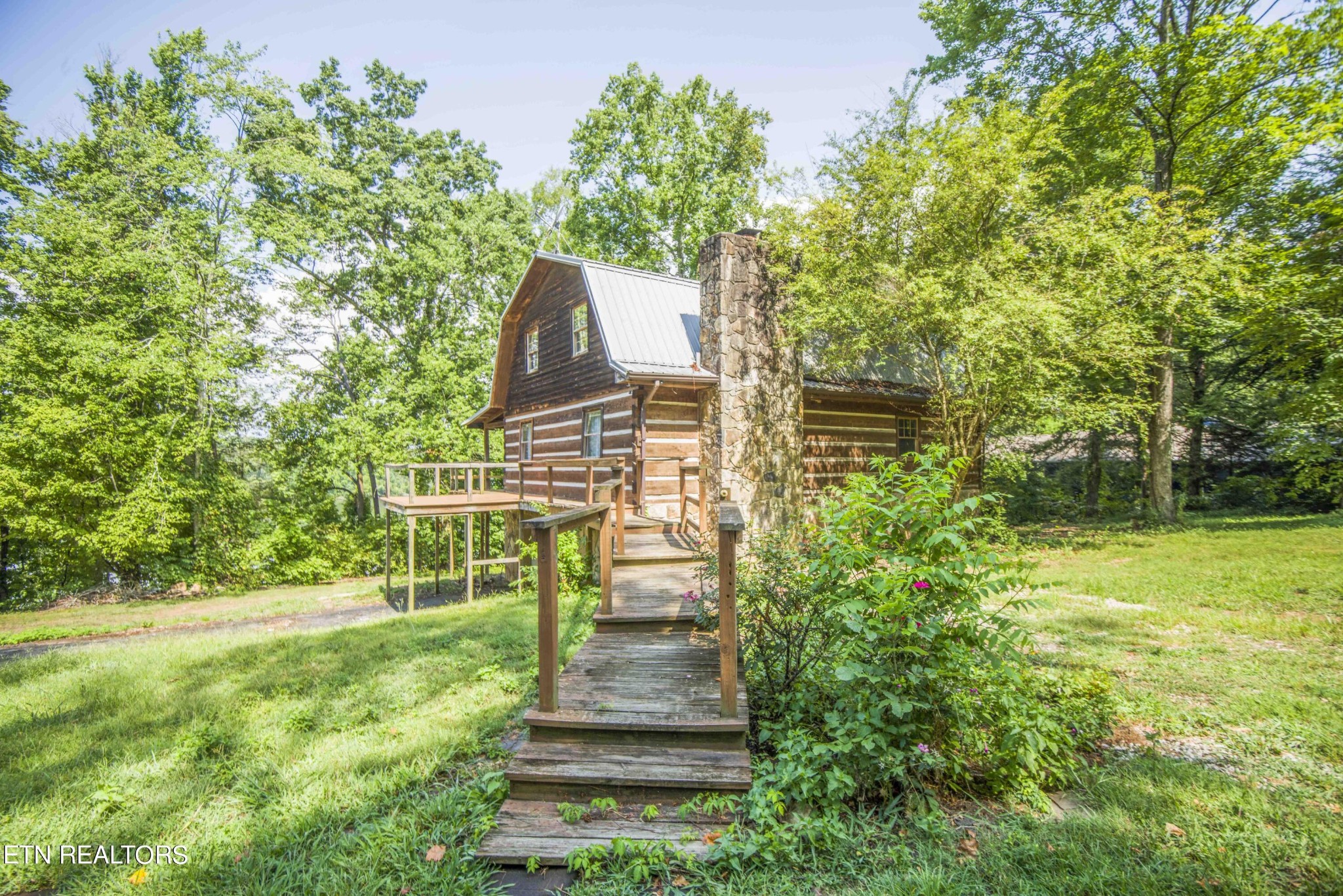 2151 Sugar Grove Valley Road Harriman, TN 37748 - Photo 1 of 49 Gallery Image 1