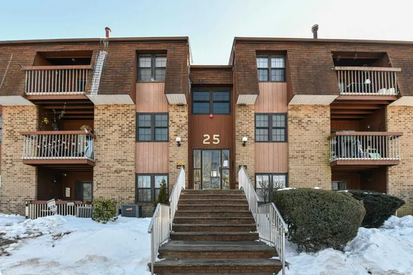 $2,500 | 290 Alpine Way, Unit A, Woodbridge, NJ 07095