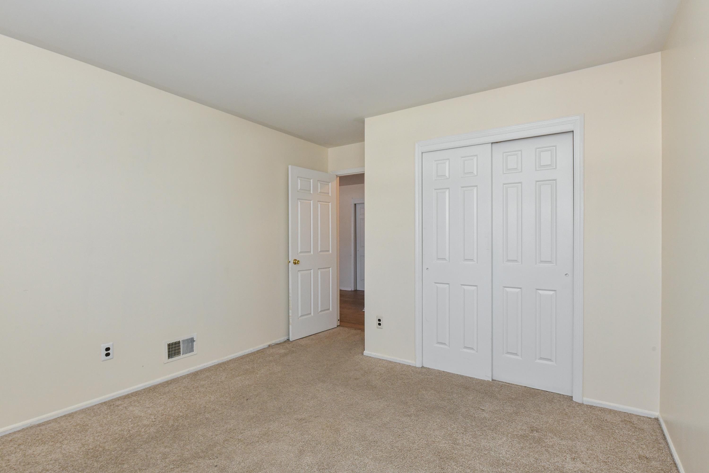290 Alpine Way, Unit A Woodbridge, NJ 07095 - Photo 14 of 33