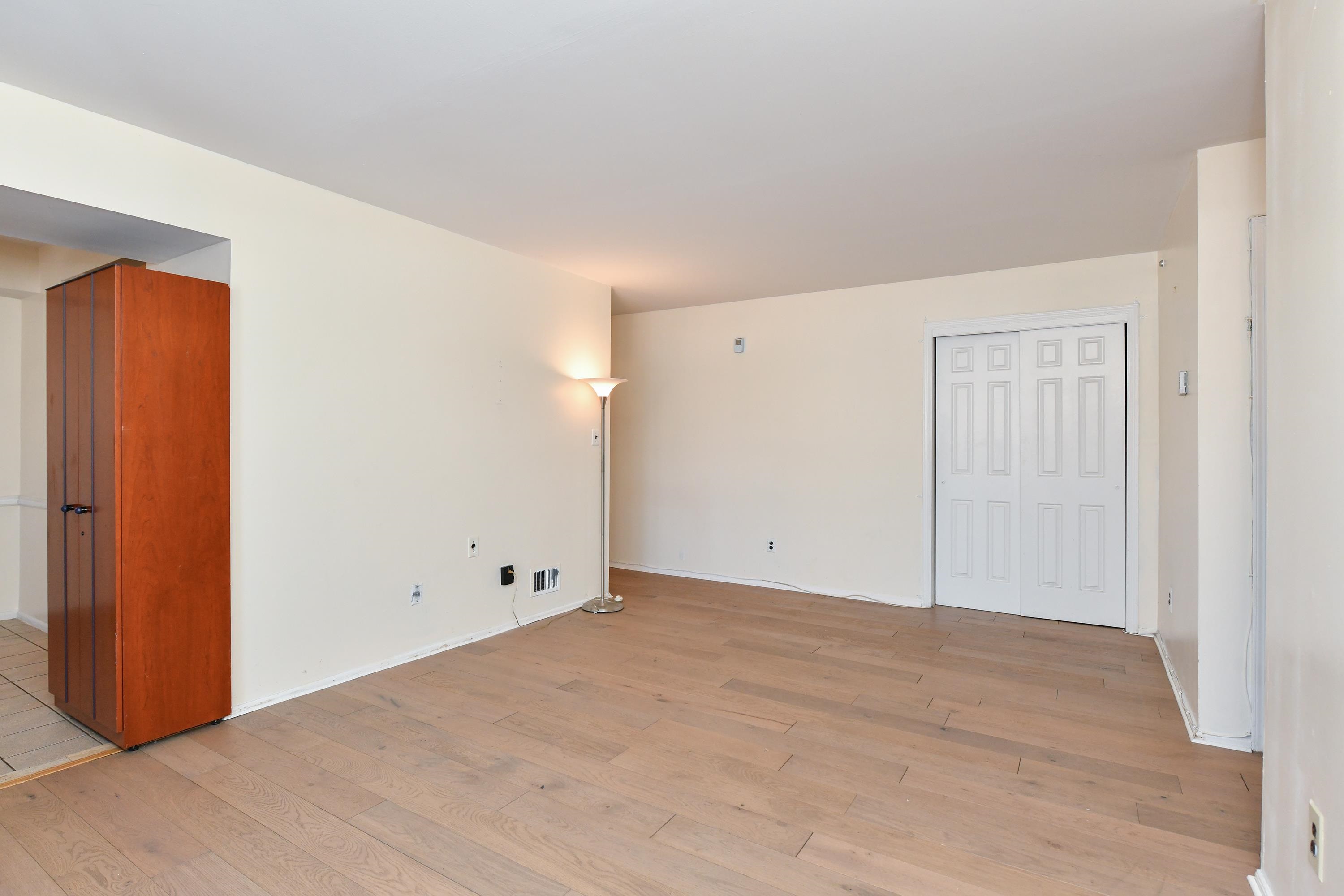 290 Alpine Way, Unit A Woodbridge, NJ 07095 - Photo 9 of 33