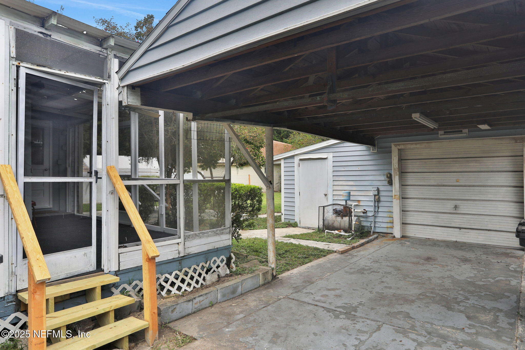 3757 Lilly Road North Jacksonville, FL 32207 - Photo 32 of 33 31 Carport