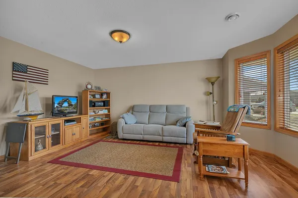 $279,900 | 6737 22nd St N Loop, St. Cloud, MN 56303