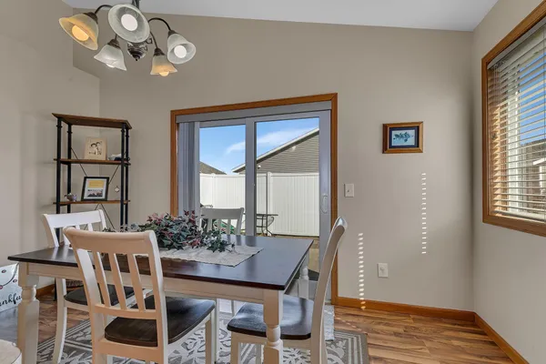 $279,900 | 6737 22nd St N Loop, St. Cloud, MN 56303