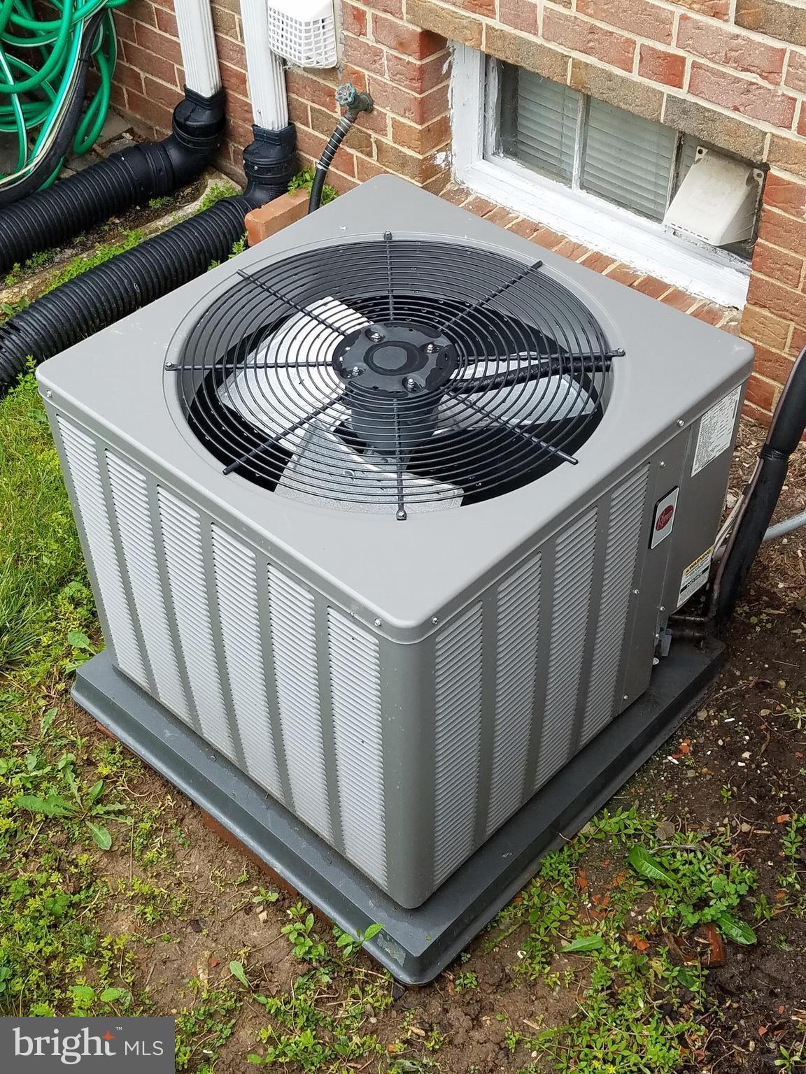 3635 Clarenell Road Baltimore, MD 21229 - Photo 23 of 24 New A/C!!