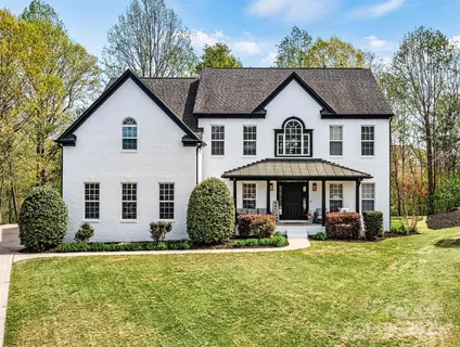 $775,000 | 1840 Sapona Court, Denver, NC 28037