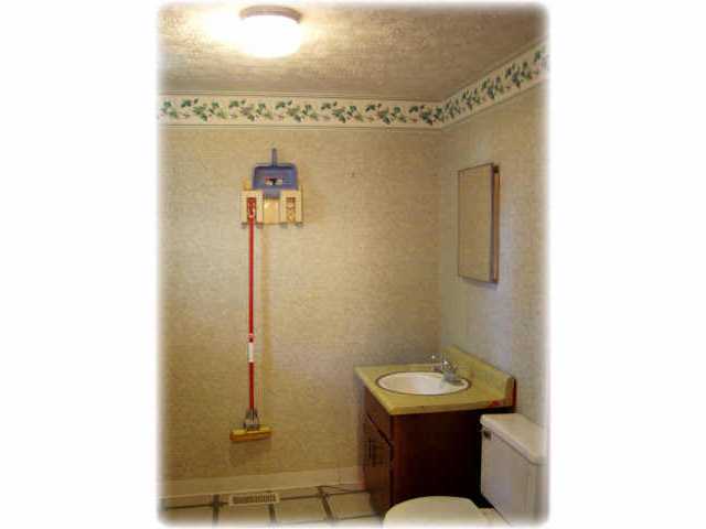 3949 Randell Road Columbus, OH 43228 - Photo 8 of 9 Gallery Image 8