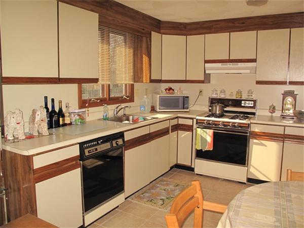 12 Old Farm Road Randolph, MA 02368 - Photo 6 of 19 Gallery Image 6