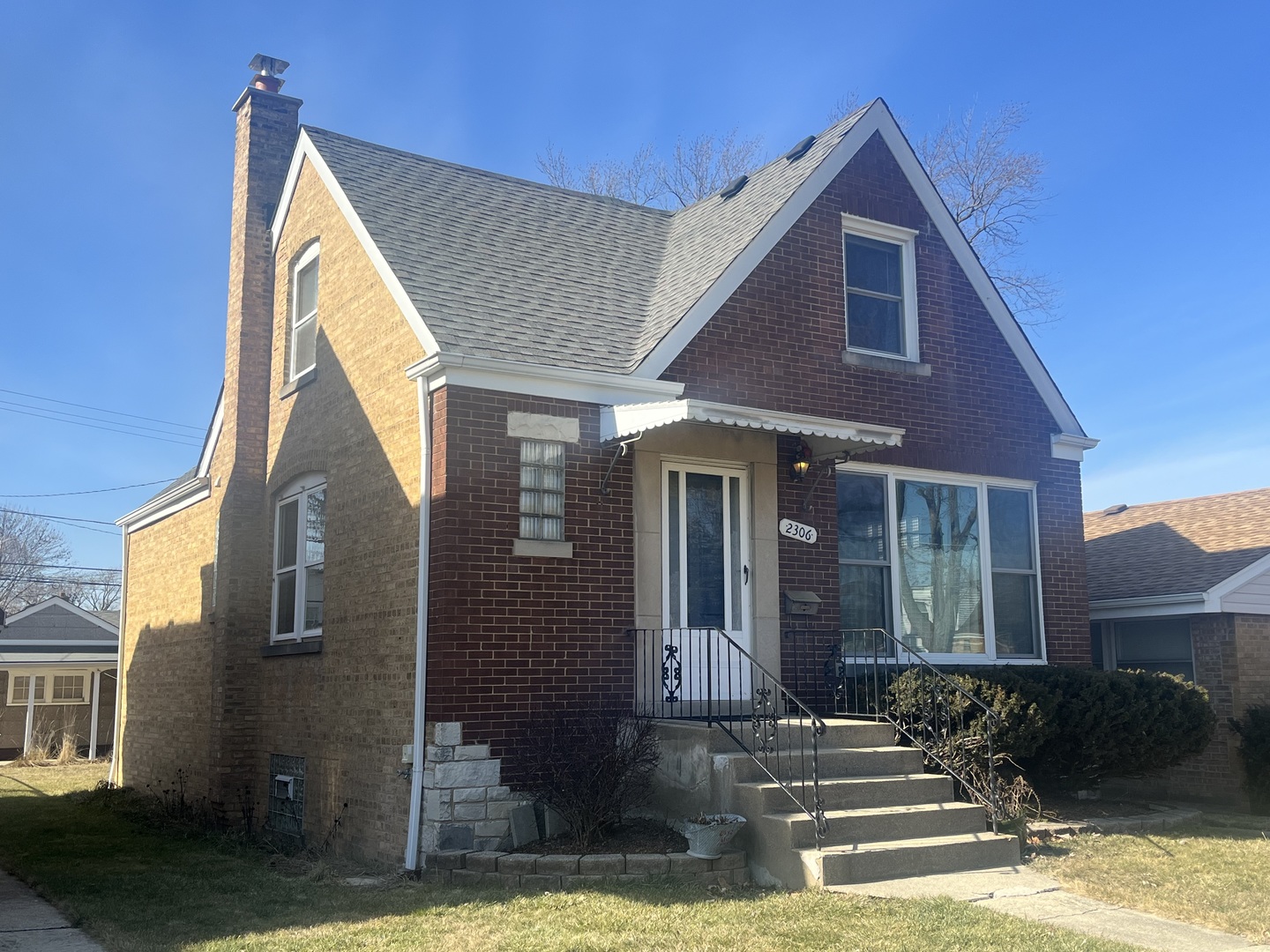 2306 12th Avenue North Riverside, IL 60546 - Photo 1 of 25