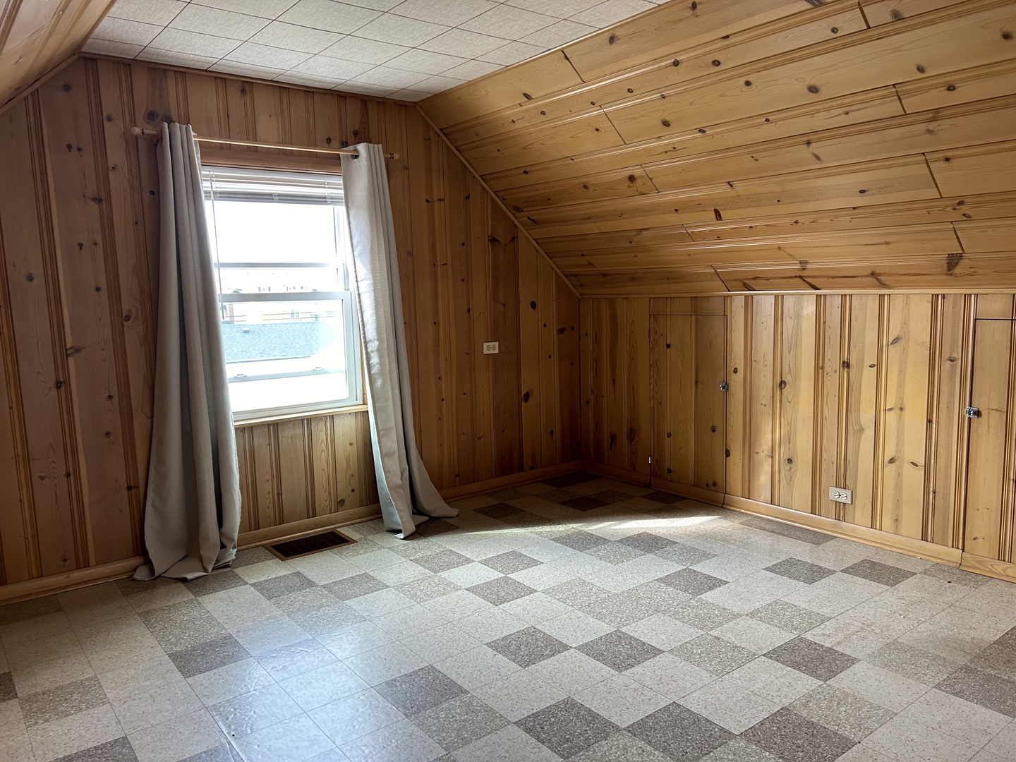 2306 12th Avenue North Riverside, IL 60546 - Photo 13 of 25