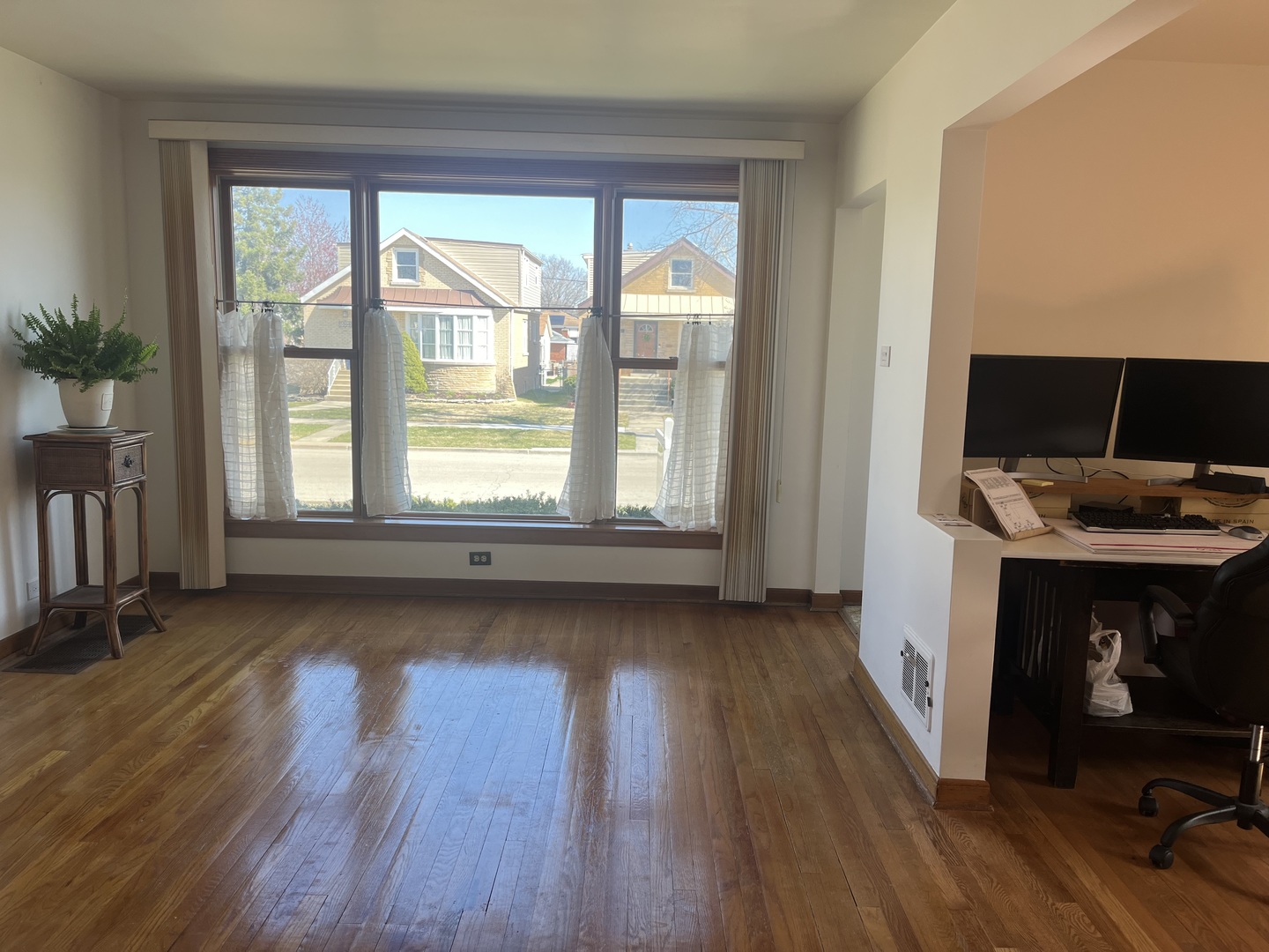 2306 12th Avenue North Riverside, IL 60546 - Photo 4 of 25