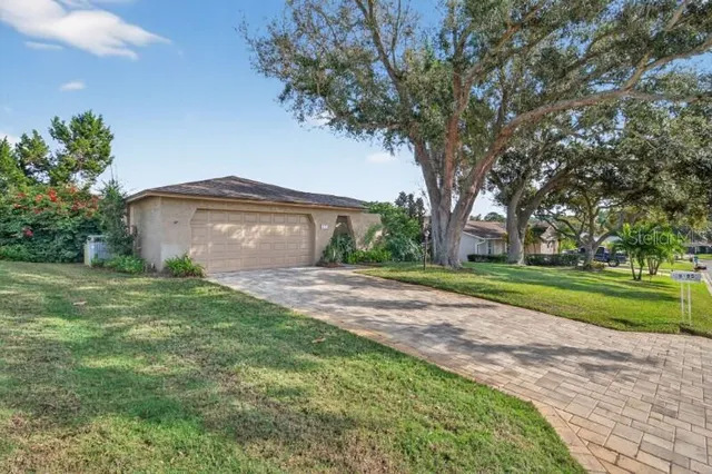 $3,300 | 8195 Coachlight Circle, Seminole, FL 33776