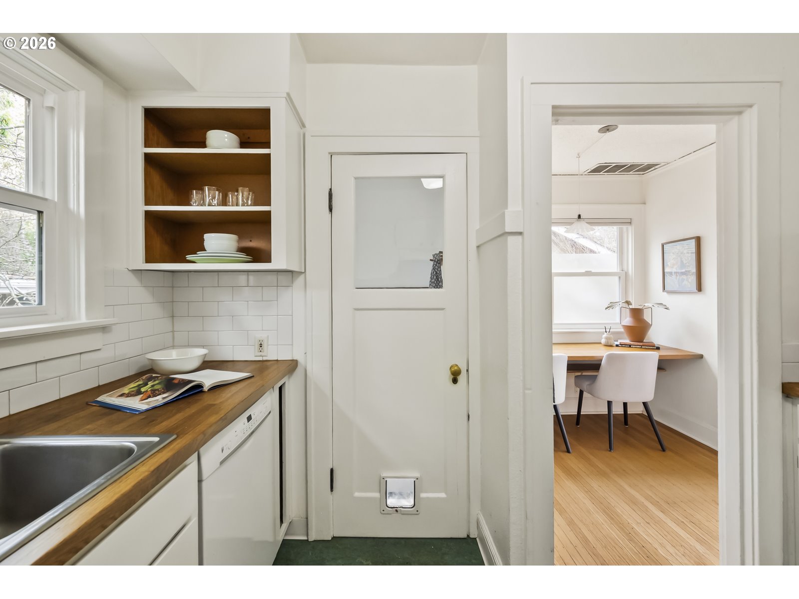 4935 Northeast Flanders Street Portland, OR 97213 - Photo 14 of 46