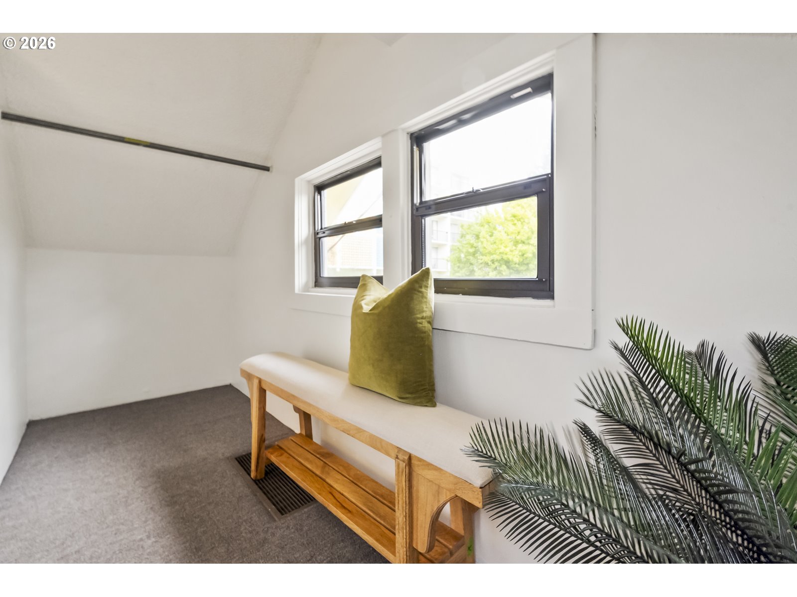 4935 Northeast Flanders Street Portland, OR 97213 - Photo 35 of 46