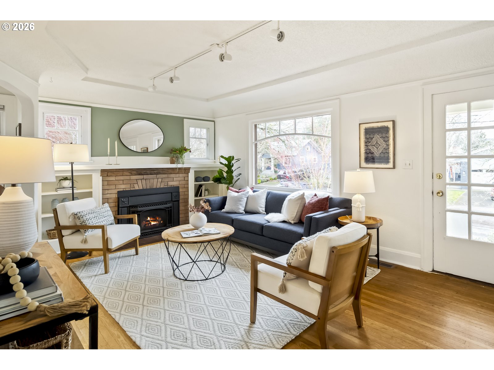 4935 Northeast Flanders Street Portland, OR 97213 - Photo 4 of 46