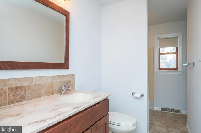 $2,600 | 1957 Lincoln Avenue, Wyomissing, PA 19610