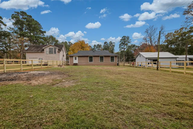 $1,750 | 38210 Green Willow Street, Unit A, Magnolia, TX 77355