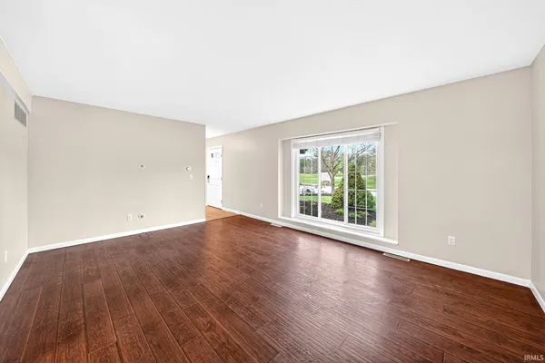 $340,000 | 50976 Pine Ridge Drive, Granger, IN 46530