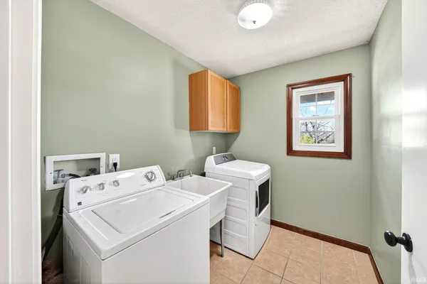 $340,000 | 50976 Pine Ridge Drive, Granger, IN 46530