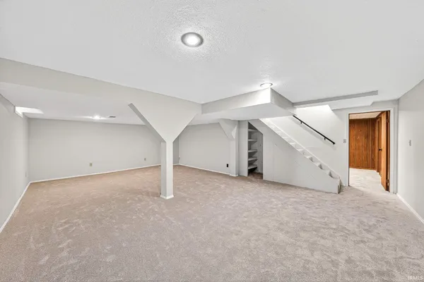 $340,000 | 50976 Pine Ridge Drive, Granger, IN 46530