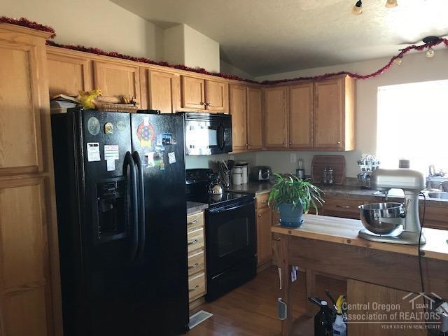 57554 Millican Road Christmas Valley, OR 97641 - Photo 11 of 18 Gallery Image 11