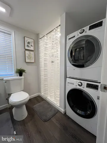 $1,800 | 324 South Castle Street, Baltimore, MD 21231