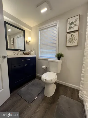 $1,800 | 324 South Castle Street, Baltimore, MD 21231