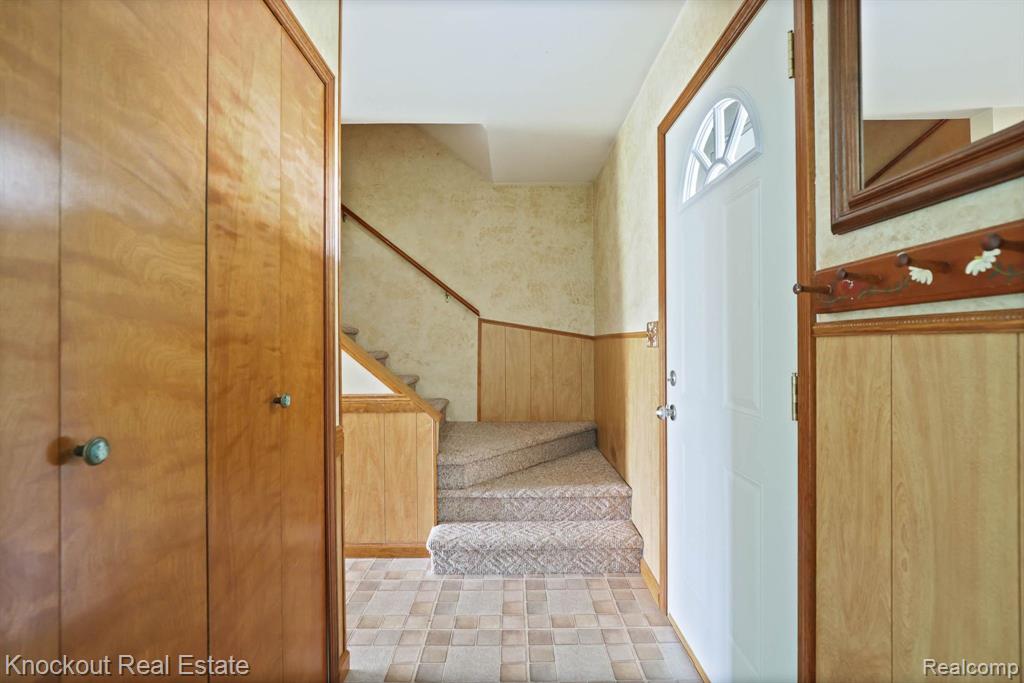 13098 Seymour Road Montrose, MI 48457 - Photo 7 of 40 Gallery Image 7