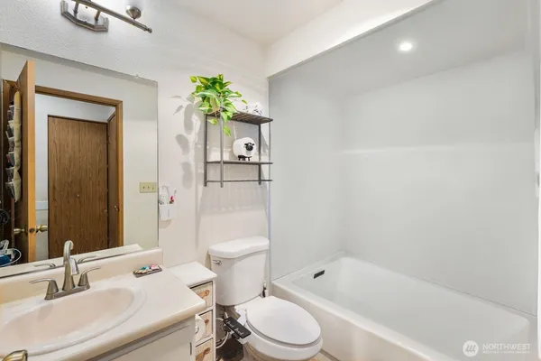 $224,950 | 3438 I Street Northeast, Unit P202, Auburn, WA 98002