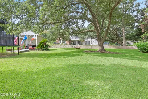 $695,000 | 1005 Loreauville Road, New Iberia, LA 70563