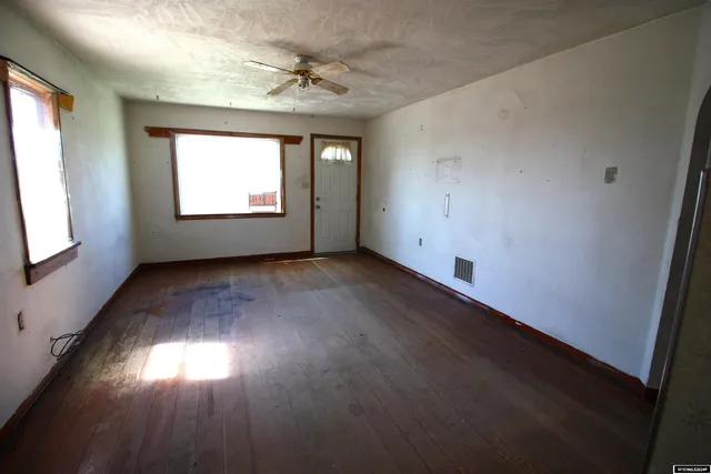 $60,000 | 213 10th Avenue, Lyman, NE 69352