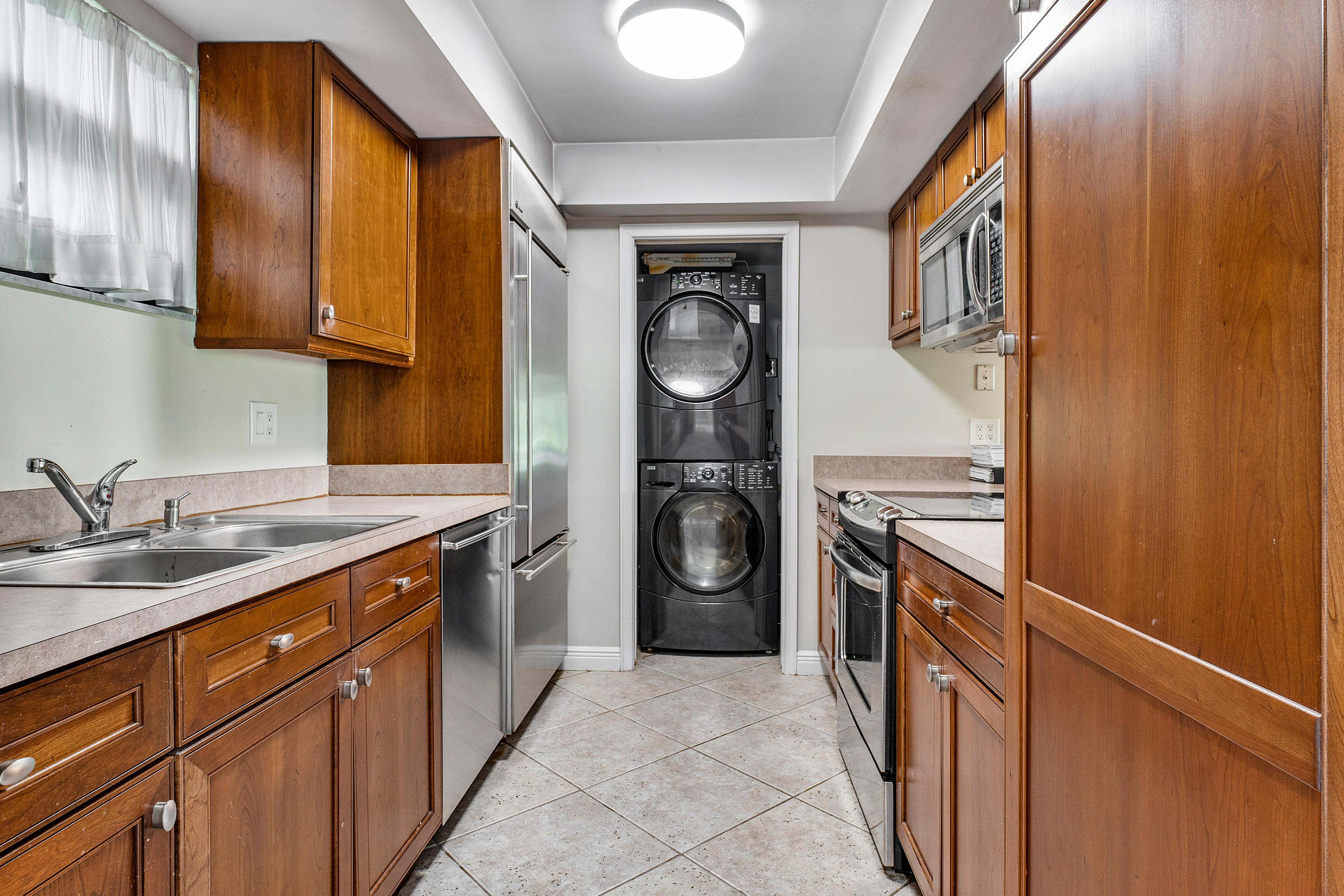 13334 Polo Club Road, Unit 217 Wellington, FL 33414 - Photo 11 of 23 011-13334PoloClubRoad-Wellington-FL-3341