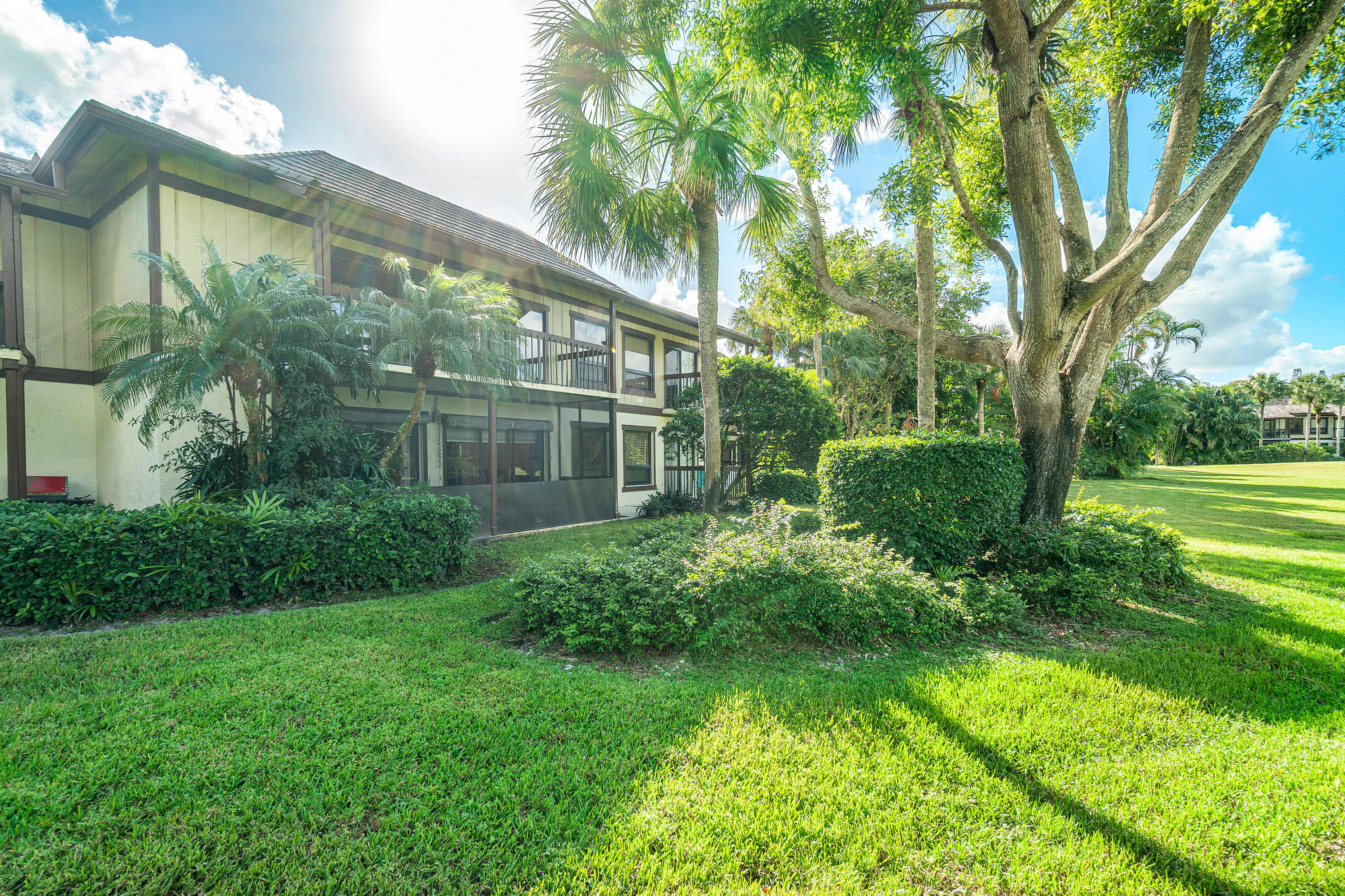 13334 Polo Club Road, Unit 217 Wellington, FL 33414 - Photo 23 of 23 023-13334PoloClubRoad-Wellington-FL-3341