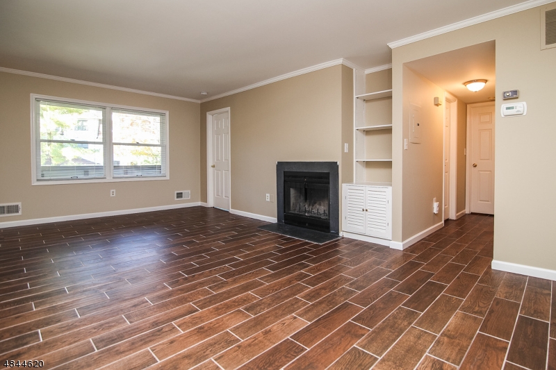 9 Heritage Drive, Unit E Chatham, NJ 07928 - Photo 3 of 11