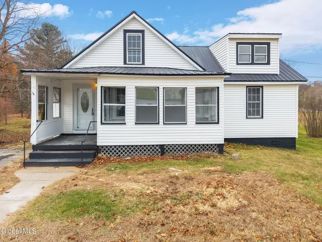 $349,999 | 4 Dimmick Road, Wilton, NY 12831