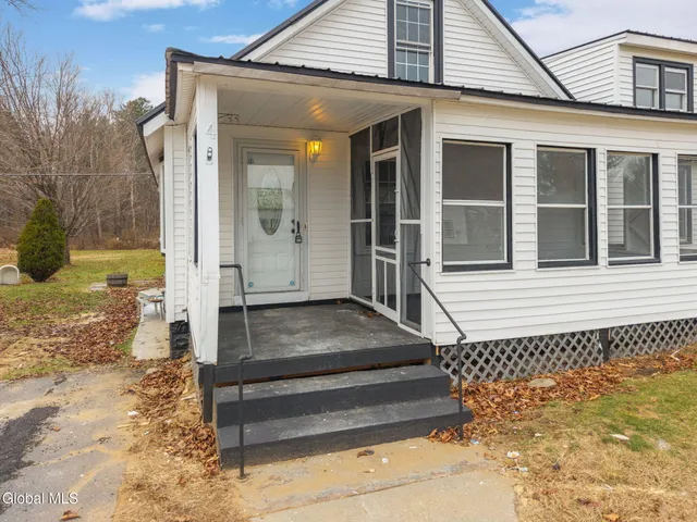 $349,999 | 4 Dimmick Road, Wilton, NY 12831