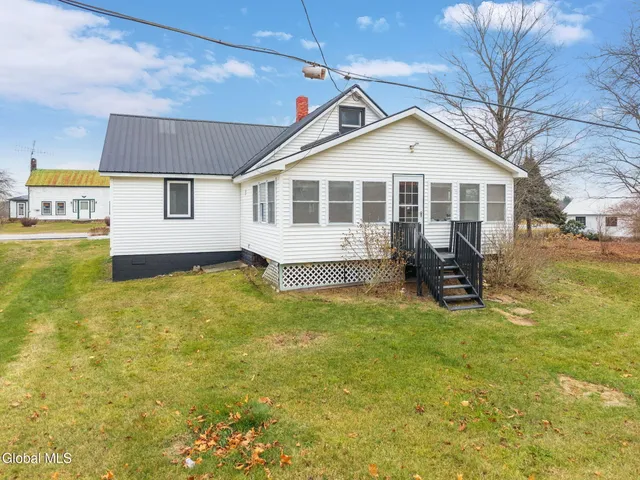 $349,999 | 4 Dimmick Road, Wilton, NY 12831