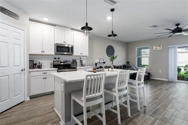 $315,900 | 5519 Tripoli Drive, Palmetto, FL 34221