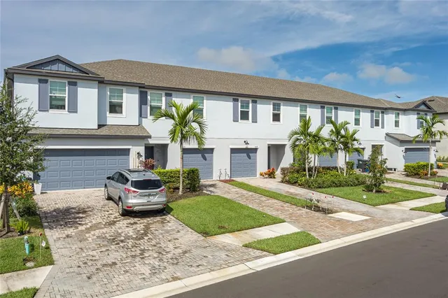 $315,900 | 5519 Tripoli Drive, Palmetto, FL 34221