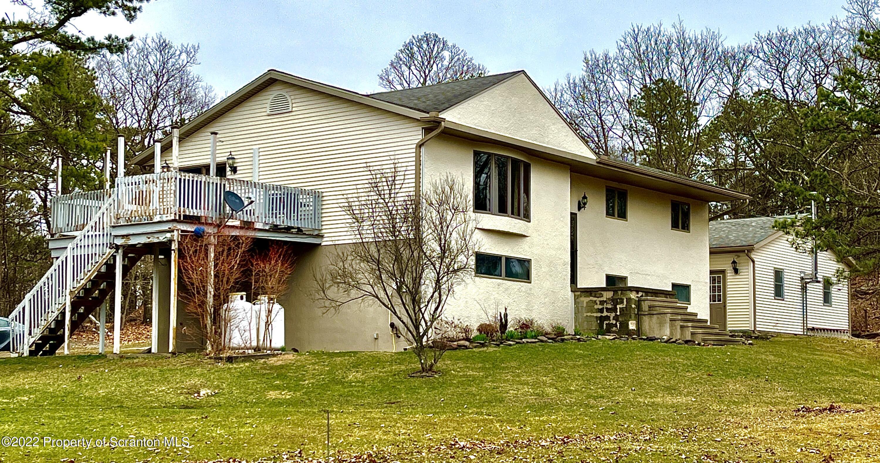11046 Spring Drive Clarks Summit, PA 18411 - Photo 2 of 32 Gallery Image 2
