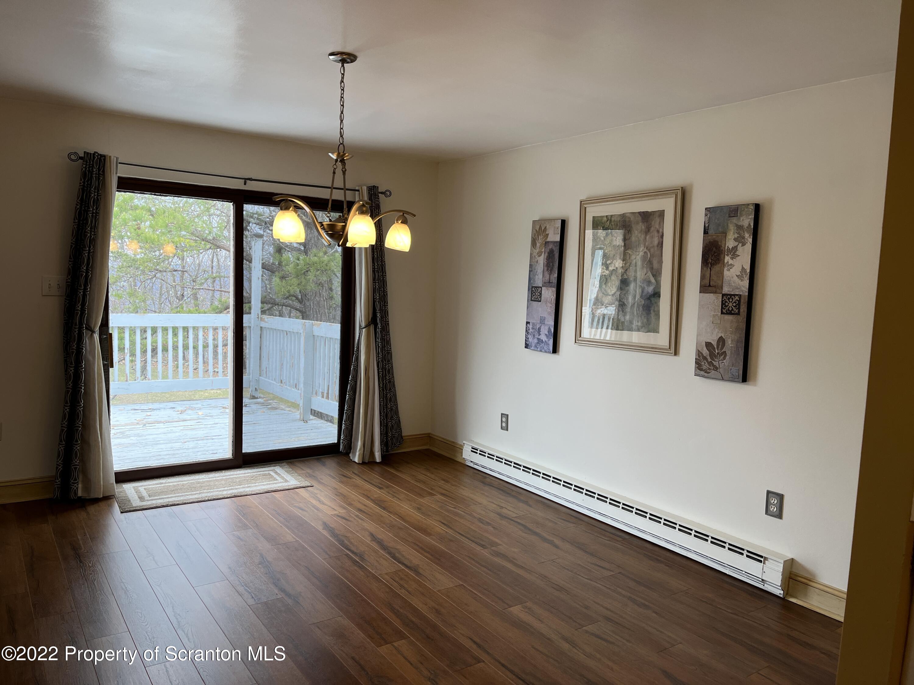 11046 Spring Drive Clarks Summit, PA 18411 - Photo 10 of 32 Gallery Image 10