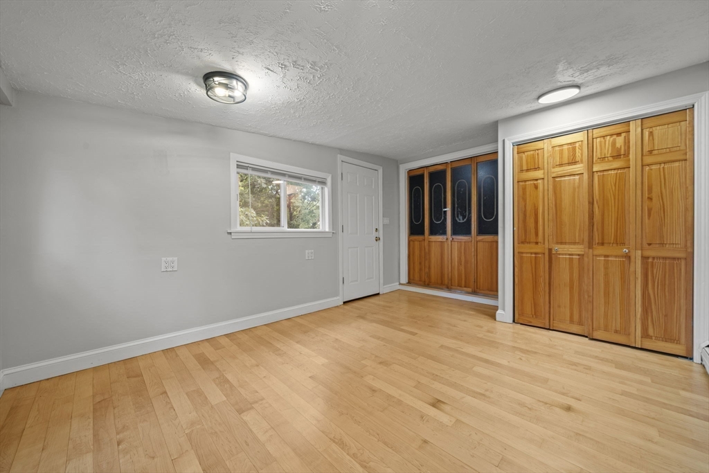 24 Prospect Avenue Saugus, MA 01906 - Photo 10 of 40