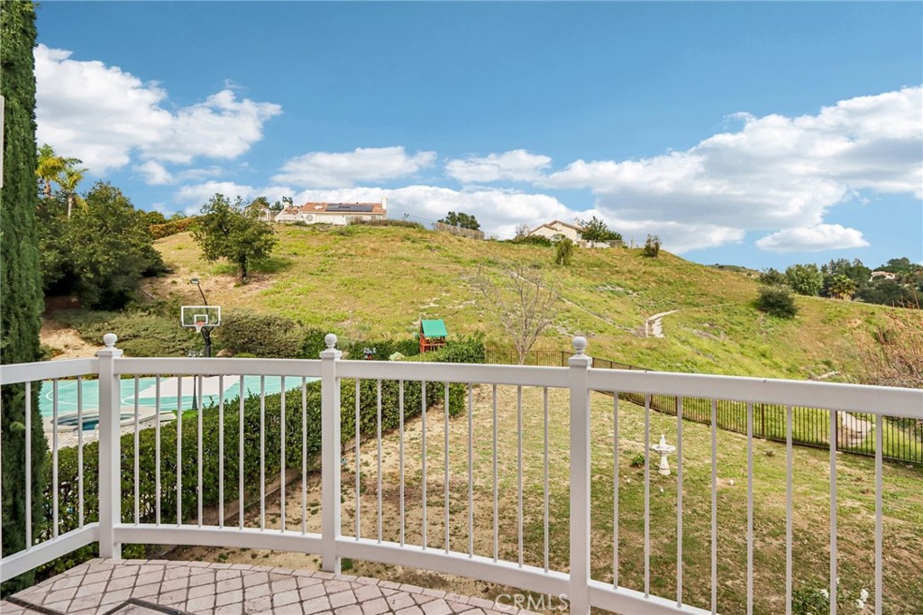 11856 Turtle Springs Lane Porter Ranch, CA 91326 - Photo 11 of 39