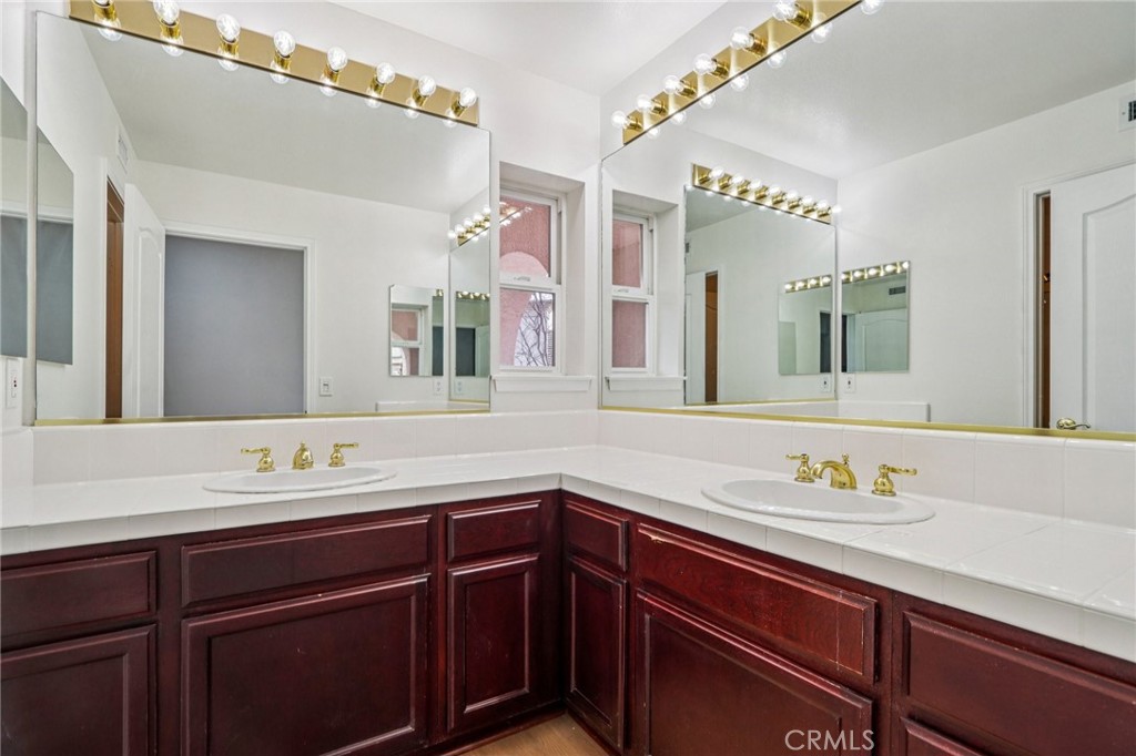 11856 Turtle Springs Lane Porter Ranch, CA 91326 - Photo 29 of 39