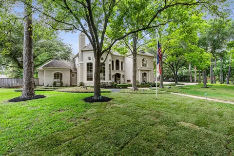 $4,200,000 | 835 Echo Lane, Hedwig Village, TX 77024