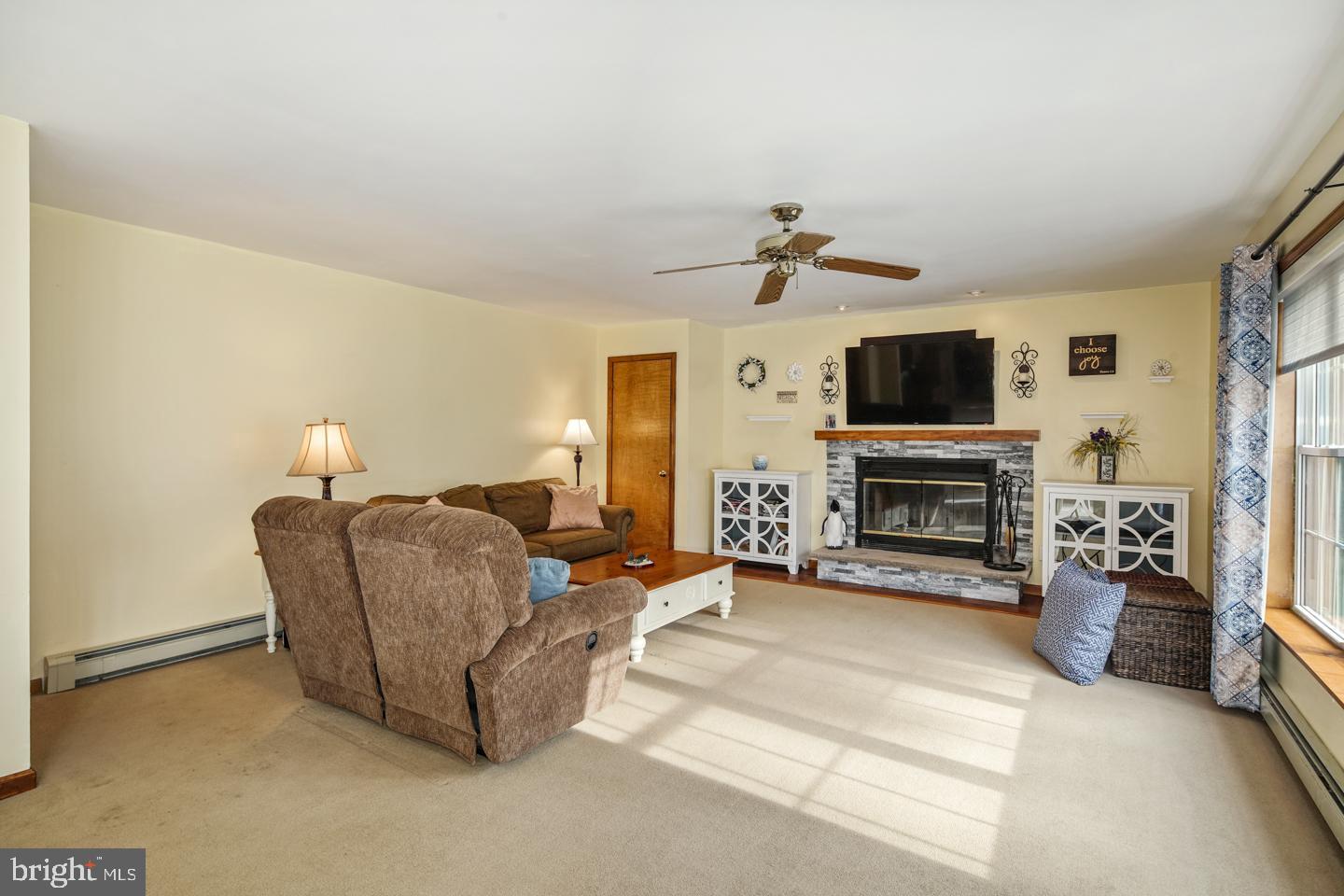 379 Indian Mills Road Shamong, NJ 08088 - Photo 15 of 56 Family Room