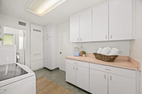 $2,750,000 | 1948 Ravista Lane, La Canada Flintridge, CA 91011