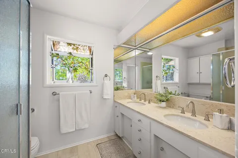 $2,750,000 | 1948 Ravista Lane, La Canada Flintridge, CA 91011