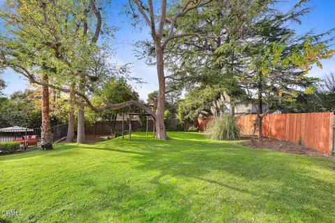 $2,750,000 | 1948 Ravista Lane, La Canada Flintridge, CA 91011