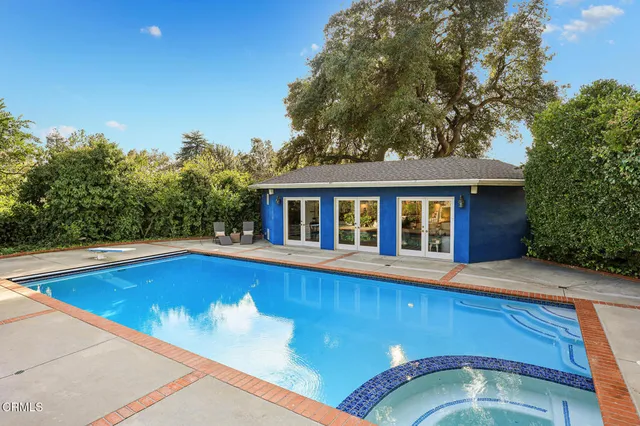 a view of a entrance